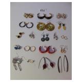 LARGE ASST. OF EARRINGS