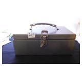 METAL LOCKBOX WITH KEY