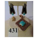 SMALL ROSE 14K GOLD PENDANT, PAIR OF DECO AW