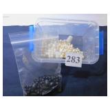GROUP OF ASSORTED SIZE PEARL BEADS BLACK AND