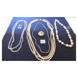 MONET TRIPLE STRAND TRI COLOR PEARL NECKLACE,
