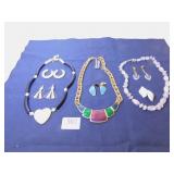 BEADED NECKLACE WITH VERY PALE PINK GLASS BEADS,