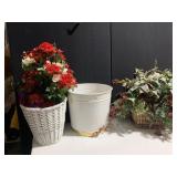 METAL BUCKET, HOLIDAY DÉCOR