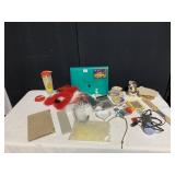 BAG OF ZIP TIES, SUPER SIPPER CUPS, CERAMIC HOUND