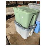 2 STORAGE TOTES