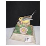 BOEHM #445 MOTHER BIRD FEEDING BABY BIRD 6-1/4" H