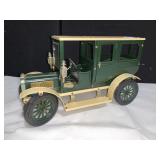 TIN VINTAGE CAR NO RUST