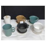BENNINGTON POTTERY EARTHENWARE CUPS AND SUGAR