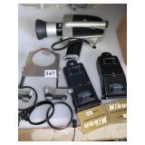 NIKON FOCUSING SCREEN AND HANDHELD AUER CAMERA