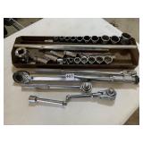 TORQUE WRENCH ETC..