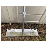 SHOVEL BLADE & ALUM HANDLE BRUSH