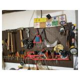 CONTENTS OF WALL SCREW DRIVERS HAMMERS