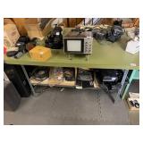 WORK BENCH TABLE