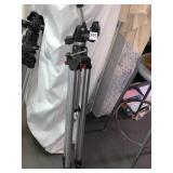 CAMERA TRIPOD ALUMINUM