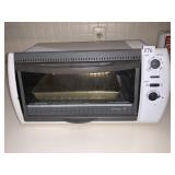 BLACK AND DECKER TOASTER OVEN