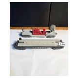 2 LIONEL TRAIN CARS, ONE FLAT RAIL 6262 AND LIGHT