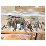 CHISELS, MINI LEVEL, WRENCH