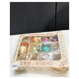 7 ORNAMENTS IN BOX