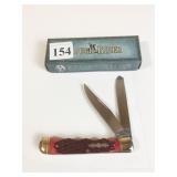 ROUGH RIDERRR676 DOUBLE BLADE WITH RED HANDLE NOB