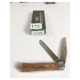 CASE #08250 DOUBLE BLADE TRAPPER OAK NOB