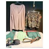 SZ 40 TIMBERLAND BELT, SOHO JEANS SZ XL SWEATER,