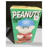 BENJAMIN & MEDWIN PEANUTS CHARLIE BROWN COOKIE
