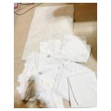 SOFT BATH RUG RUBBER BACK AND ASSORTED WHITE