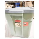 RUBBERMAID TOTE ROUGH NECK