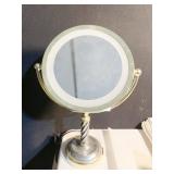 REMINGTON LIGHTED MAKE UP MIRROR