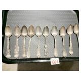 SILVERPLATE SPOONS COLLECTOR SPOONS .