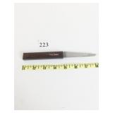 PIERRE CARDIN BROWN PLASTIC HANDLE SINGLE BLADE