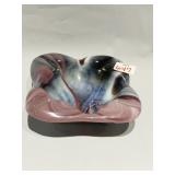 THICK ART GLASS ASHTRAY.