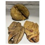 LEATHER GLOVES INCL. CATCHERS GLOVE