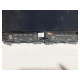 LIONEL TRAIN CARS 2 #3456 WITH BARRELS