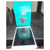WEBCAM IN BOX AND IPAD MINI