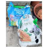 POTTING SOIL