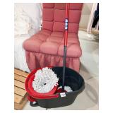 SPIN MOP W/ EXTRA HEADS