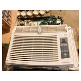 WINDOW AC UNITE BY HAIER MODEL HWR08XCR-T
