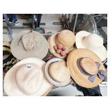 HATS INCL. RED PETER BETTY ENGLAND 2, FILIPPO