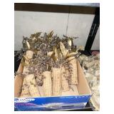 FLORAL DECOR IN WOVEN HOLDER