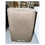 MINIMUMS REALISTIC SPEAKERS