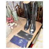 FUR WRAP, SOCKS NEW S/M & L/XL AND RIDING BOOTS