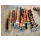 PAINT SCRAPER AND STEEL BRUSHES