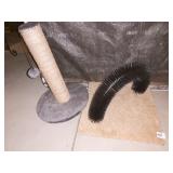 CAT BACK SCRATCHER AND CLAW POST