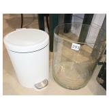TRASH CAN GLASS AND METAL