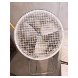 FLOOR FAN