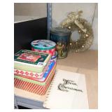 TINS THINK CHRISTMAS BOOK VINTAGE WREATH