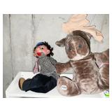 PUPPET AND STUFFED ANIMAL
