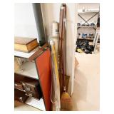 ARTIST EASEL, ART PAPER, UMBRELLA ETC.