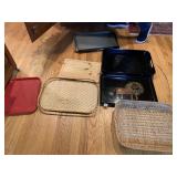 SERVING TRAYS 1 W/ LION